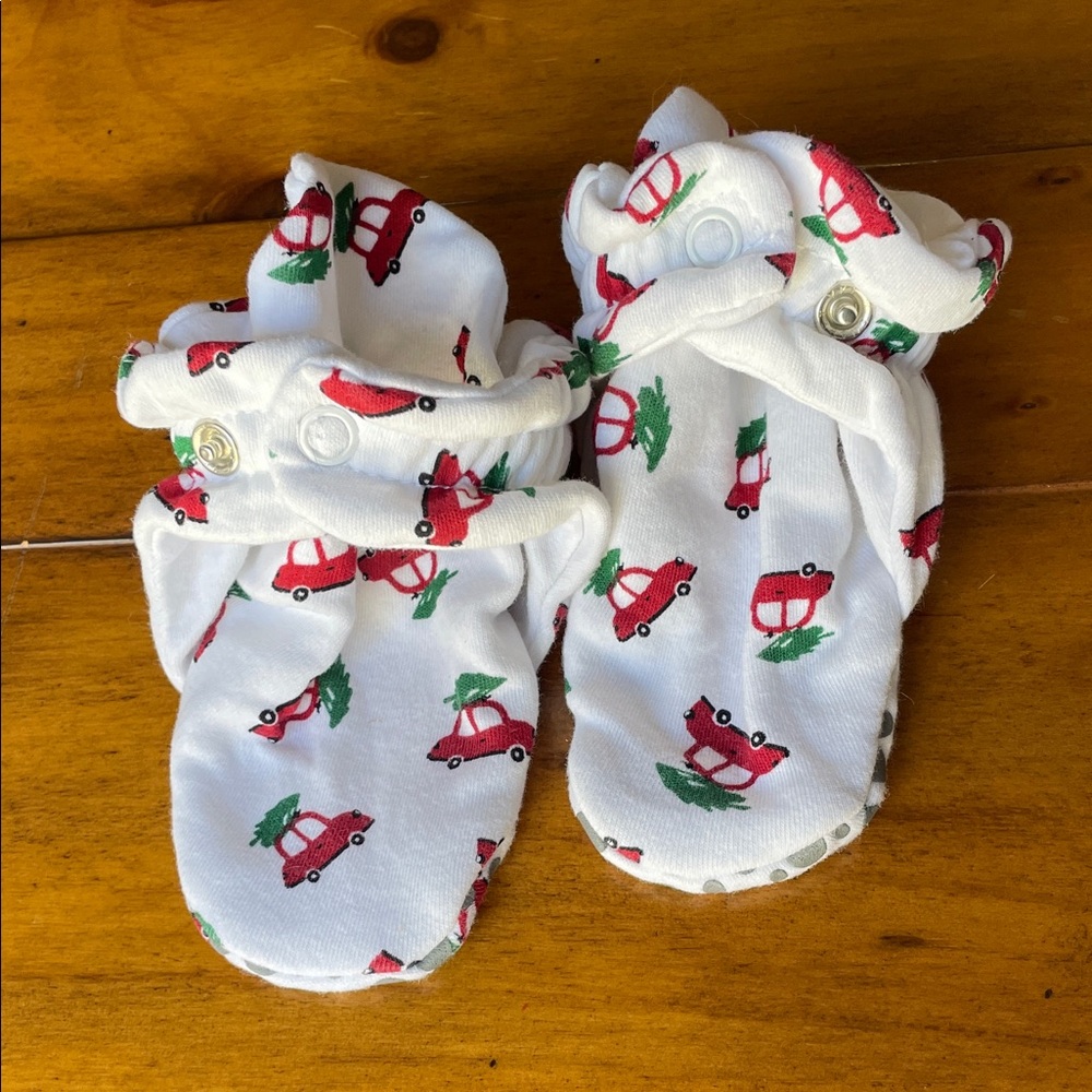 Zutano Christmas Car booties 18M
